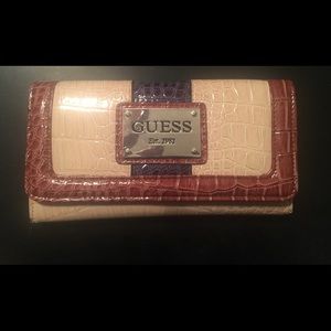 Guess wallet